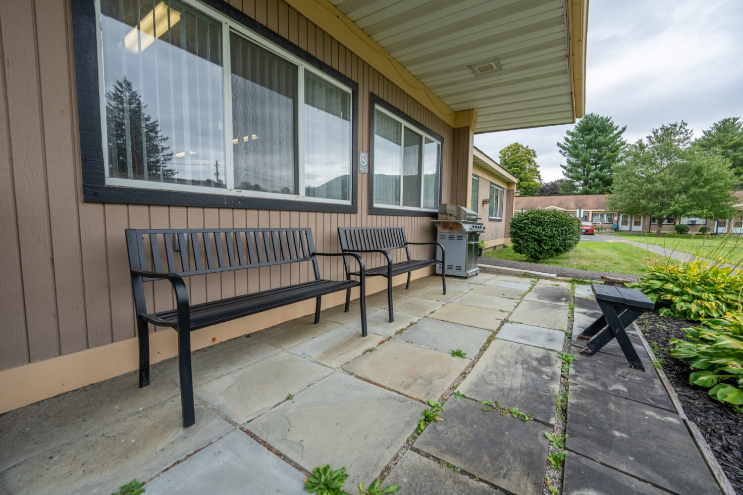 Meadow Park Apartments Building
