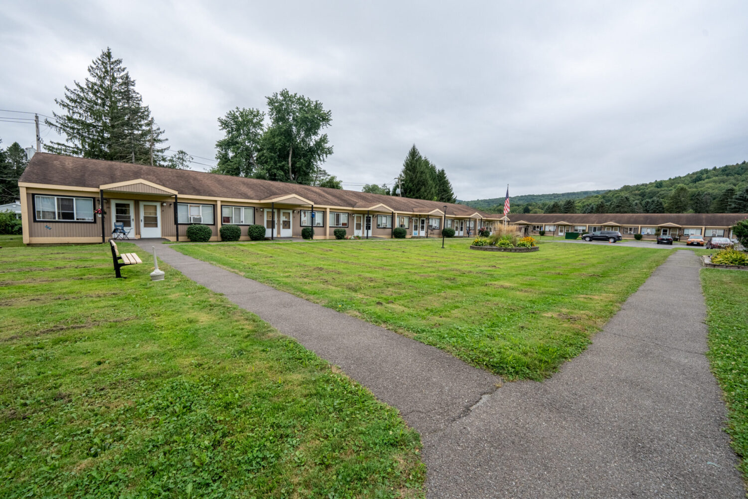 Meadow Park Apartments Landscape